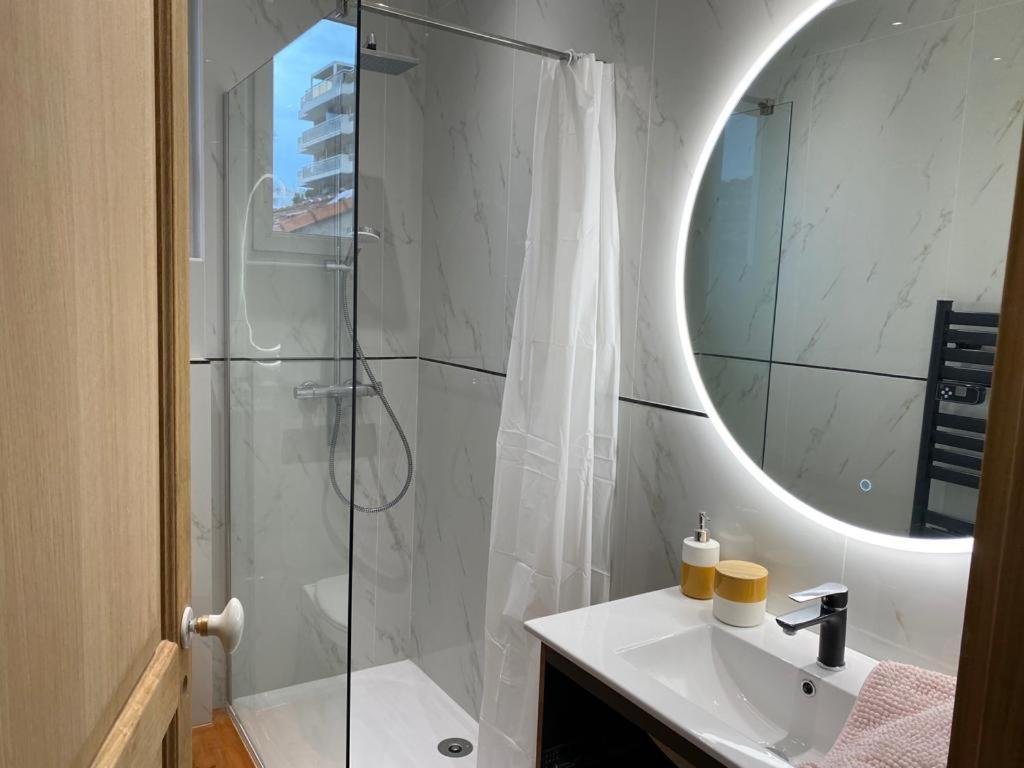 Magnifique Appartement Entierement Neuf Centre Ville Cannes เลอกันเนต์ ภายนอก รูปภาพ